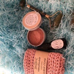 French Pink Clay Face Mask & Facial Oil with Jade Roller